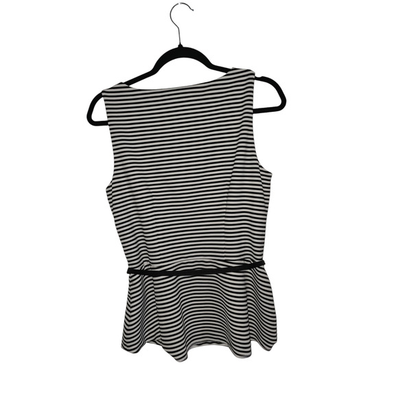 White house black market 
Women's sleeve white and black horizontal stripes 
10 - Picture 3 of 3